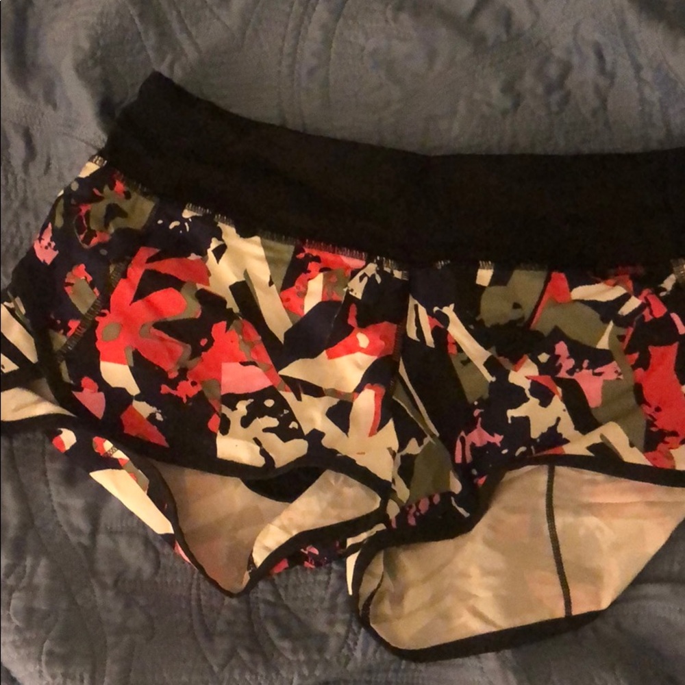 Lululemon size 4 speedshort